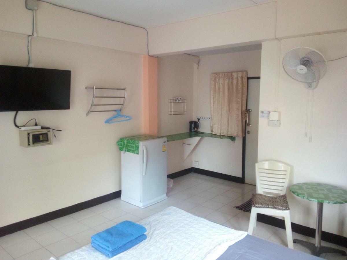 M & A Guesthouse Hua Hin Exterior foto