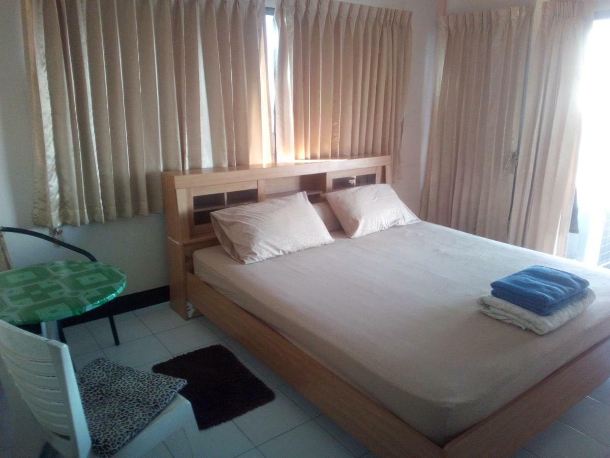 M & A Guesthouse Hua Hin Exterior foto